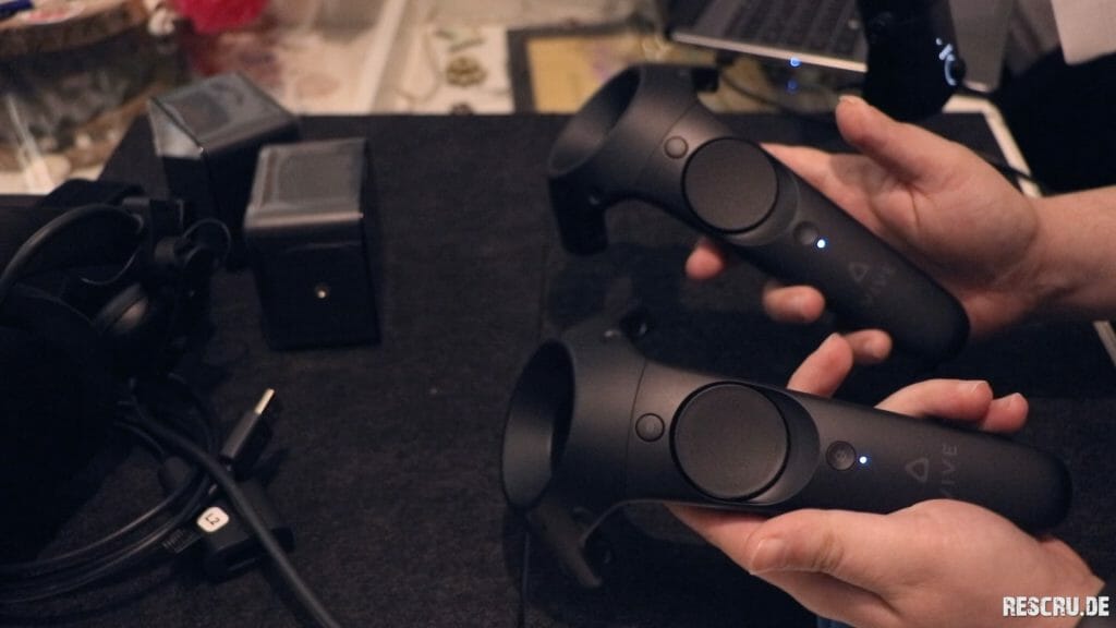 HTC VIVE Cosmos Elite_2